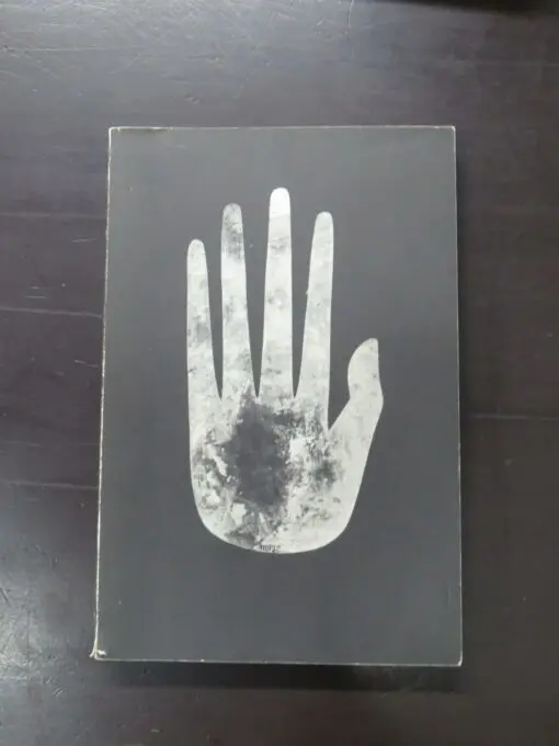 Reese Williams, Fire Over Water, Tanam Press, New York, 1986, paperback, 230 pages, illustrated, 23 cm x 15 cm, Literature, Poetry, Dead Souls Bookshop, Dunedin Book Shop