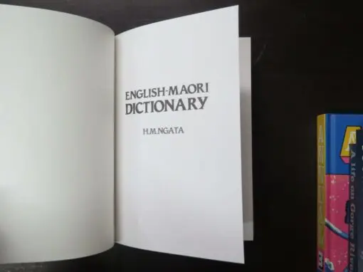H. M. Ngata, English - Maori Dictionary - Image 9