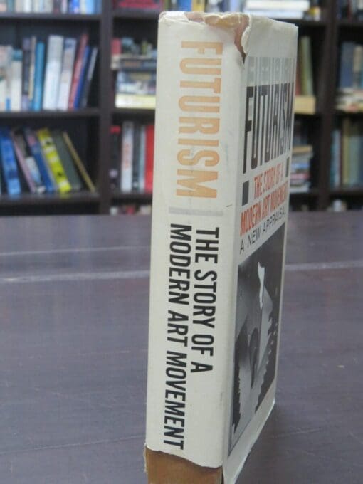 Rosa Trillo Clough, Futurism : The Story of a Modern Art Movement, A New Appraisal - Image 11