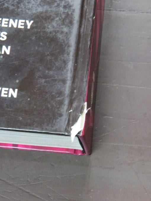 Angela Lassig, New Zealand Fashion Design, With An Introduction by Peter Shand, and A Foreword by Hilary Alexander - Image 11