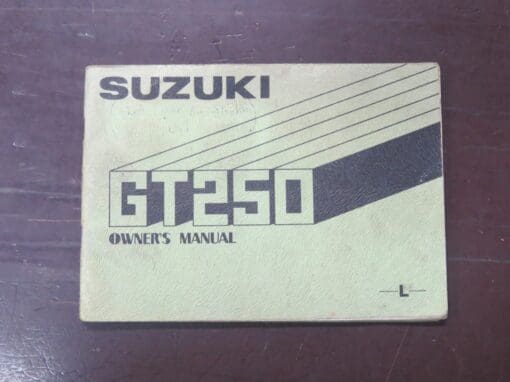 GT250 Suzuki Owner's Manual, Suzuki Motor Co., Ltd, Japan, 1974 reprint (1973), Motorcycle, Automobiles, Dead Souls Bookshop, Dunedin Book Shop