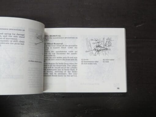 XR250R Honda Owner's Manual, 1993 - Image 4