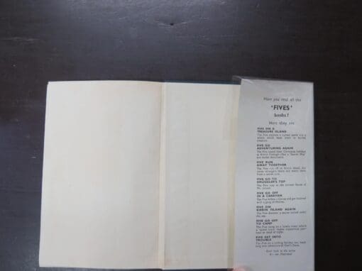 Enid Blyton, Five On A Treasure Island, With Thirty-Two Full Page Drawings by Eileen Soper, 6th Impression, 1949 Reprint (1942) - Image 5
