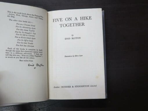 Enid Blyton, Five On A Hike Together, Illustrated by Eileen Soper, 1951 - Image 6
