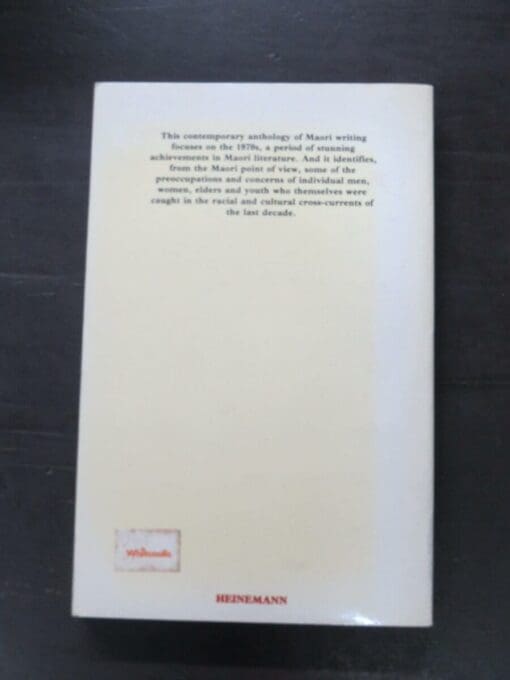 Witi Ihimaera, D. S. Long, eds., Into the World of Light, An Anthology of Maori Writing - Image 10