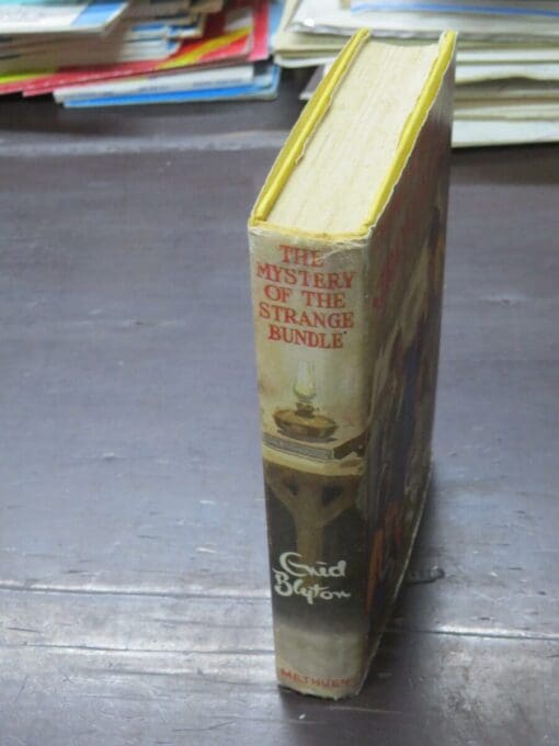 Enid Blyton, The Mystery Of The Strange Bundle, Being the Tenth Adventure of the Five Find-outers and Dog, Illustrated by Treyer Evans - Image 12